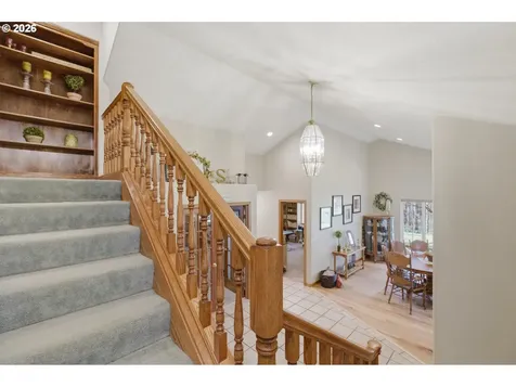 39692 Lacomb Drive Lebanon OR 97355