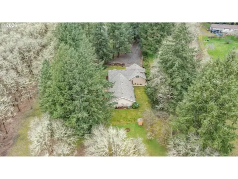 39692 Lacomb Drive Lebanon OR 97355