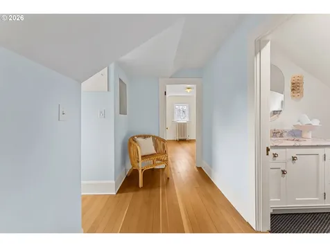 1728 NE Stanton Street Portland OR 97212