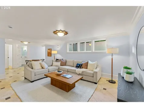 1728 NE Stanton Street Portland OR 97212