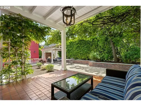 1728 NE Stanton Street Portland OR 97212