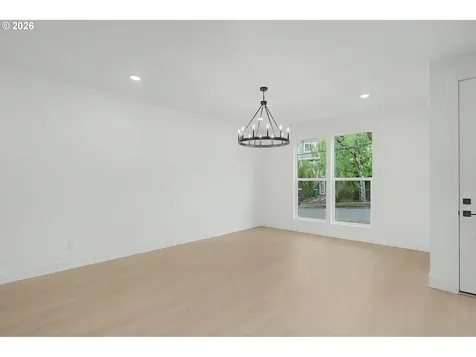2922 SE Francis Street Portland OR 97202