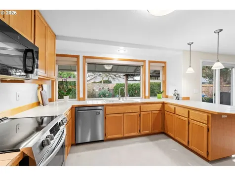 420 Lynnbrook Drive Eugene OR 97404