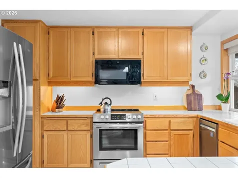 420 Lynnbrook Drive Eugene OR 97404