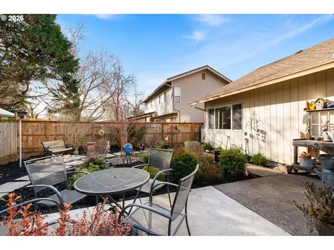 420 Lynnbrook Drive Eugene OR 97404