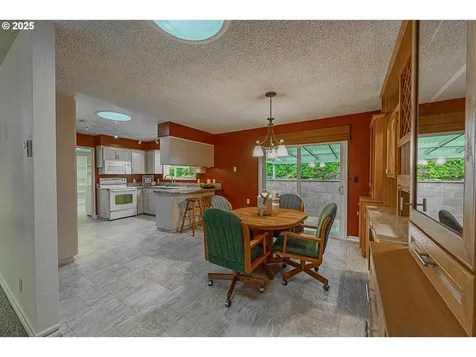 620 N 9th Street Coos Bay OR 97420