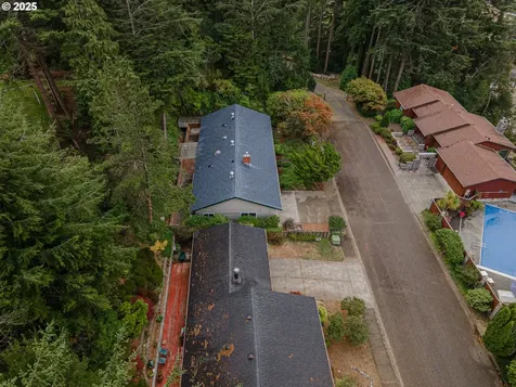 620 N 9th Street Coos Bay OR 97420