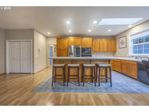 3190 NE Union Avenue Lincoln City OR 97367