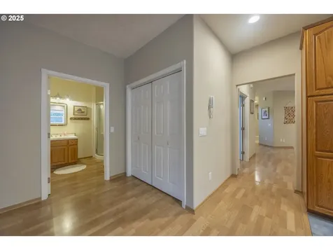 3190 NE Union Avenue Lincoln City OR 97367