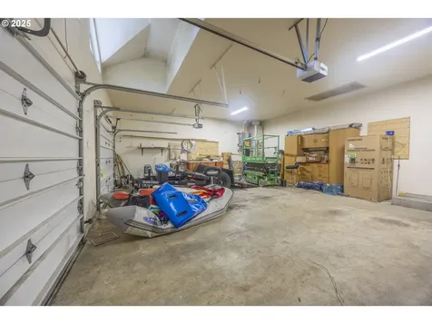 3190 NE Union Avenue Lincoln City OR 97367