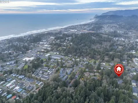 3190 NE Union Avenue Lincoln City OR 97367
