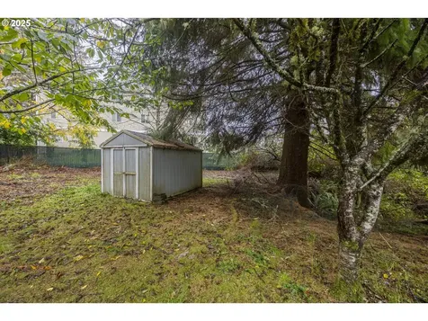 3190 NE Union Avenue Lincoln City OR 97367