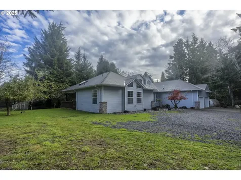3190 NE Union Avenue Lincoln City OR 97367