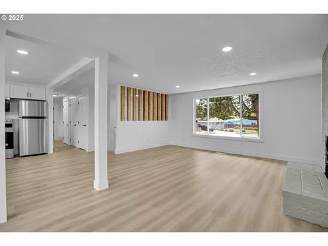 18839 NE Irving Court Portland OR 97230