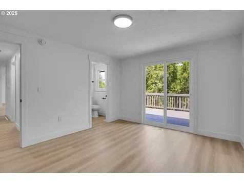 18839 NE Irving Court Portland OR 97230