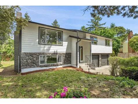 18839 NE Irving Court Portland OR 97230