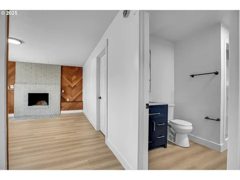 18839 NE Irving Court Portland OR 97230