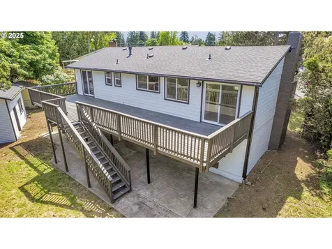 18839 NE Irving Court Portland OR 97230