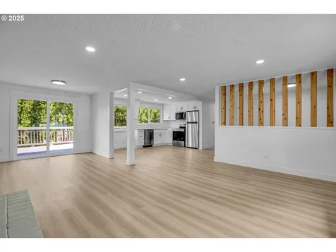 18839 NE Irving Court Portland OR 97230