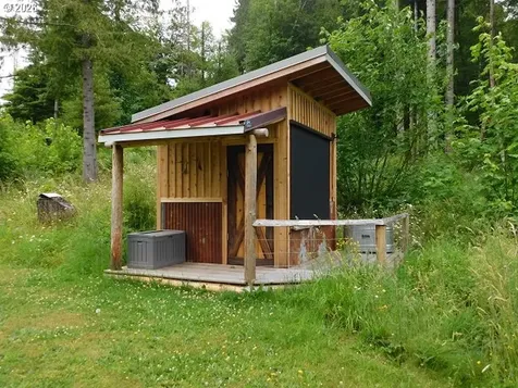 19512 Biggs Road Vernonia OR 97064