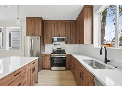 9556 SW 91st Avenue Portland OR 97223