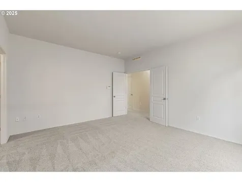 2812 NE 120th Avenue Vancouver WA 98682