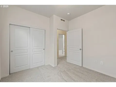 2812 NE 120th Avenue Vancouver WA 98682