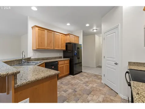 2812 NE 120th Avenue Vancouver WA 98682