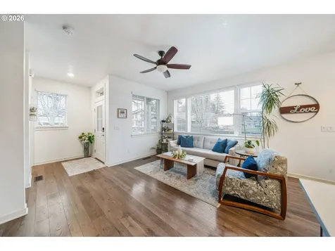 6230 SE Genrosa Street Hillsboro OR 97123
