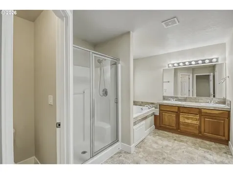 1011 SW 18th Way Troutdale OR 97060
