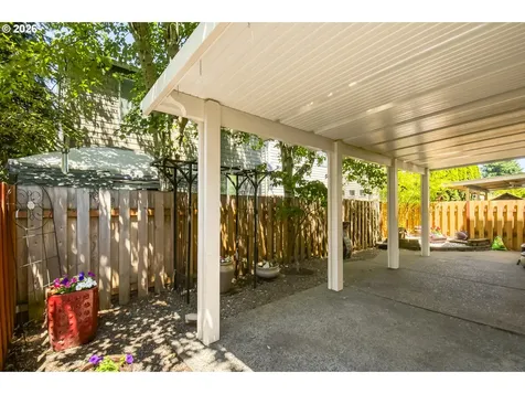 1011 SW 18th Way Troutdale OR 97060