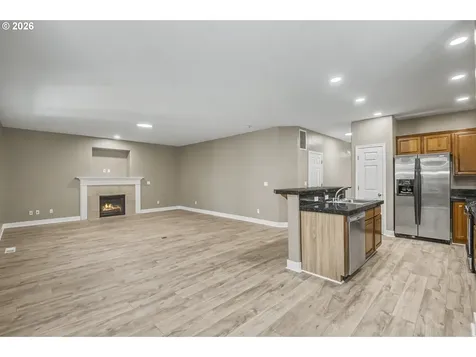 1011 SW 18th Way Troutdale OR 97060