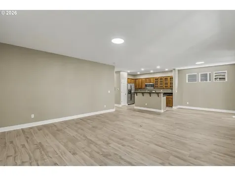 1011 SW 18th Way Troutdale OR 97060