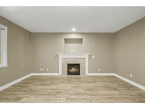 1011 SW 18th Way Troutdale OR 97060