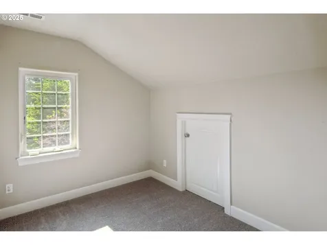 14255 SE Ellis Street Portland OR 97236
