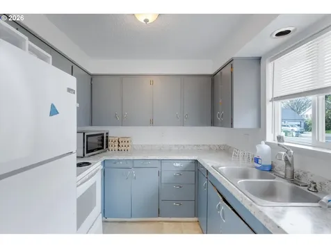 128 Robbins Street Woodland WA 98674