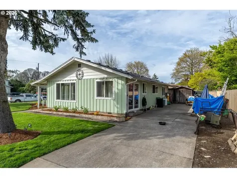 128 Robbins Street Woodland WA 98674