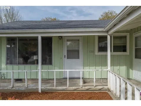 128 Robbins Street Woodland WA 98674