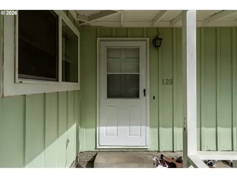 128 Robbins Street Woodland WA 98674