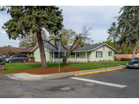 128 Robbins Street Woodland WA 98674