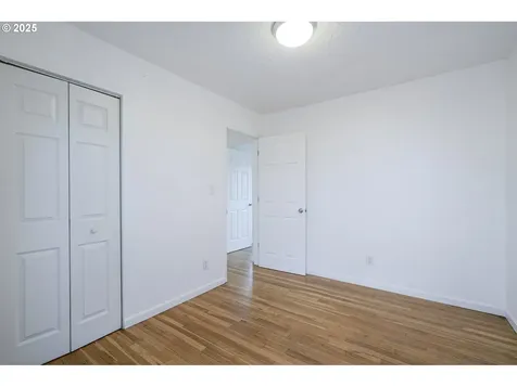 4539 SE 97th Avenue Portland OR 97266