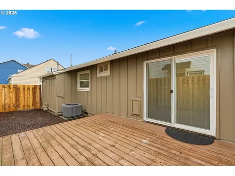 4539 SE 97th Avenue Portland OR 97266