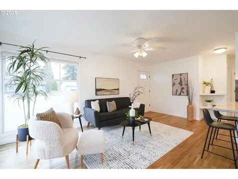 4539 SE 97th Avenue Portland OR 97266