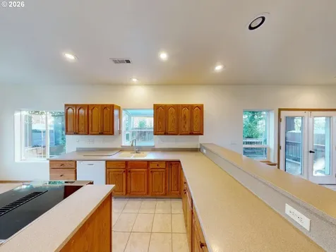 518 Rosichelli Drive Brookings OR 97415