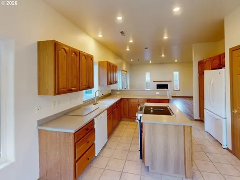518 Rosichelli Drive Brookings OR 97415