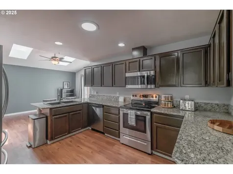 1203 River Oak Road Independence OR 97351