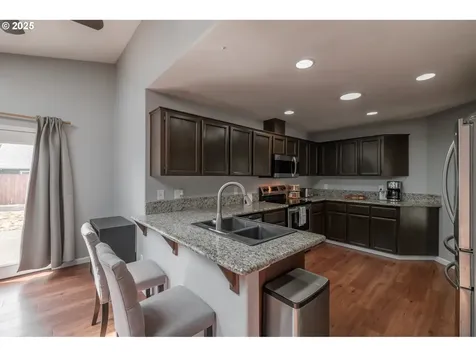 1203 River Oak Road Independence OR 97351