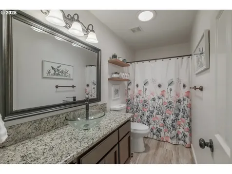 1203 River Oak Road Independence OR 97351