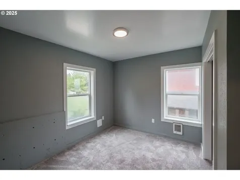 640 8th Street Astoria OR 97103
