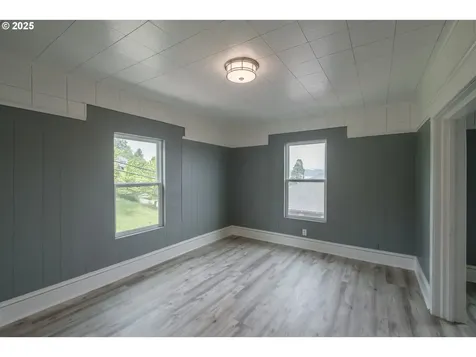 640 8th Street Astoria OR 97103